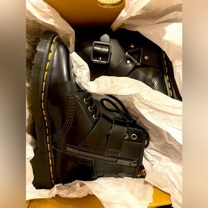 Dr. Martens Cristofor Black NIB NWT Boots size 6